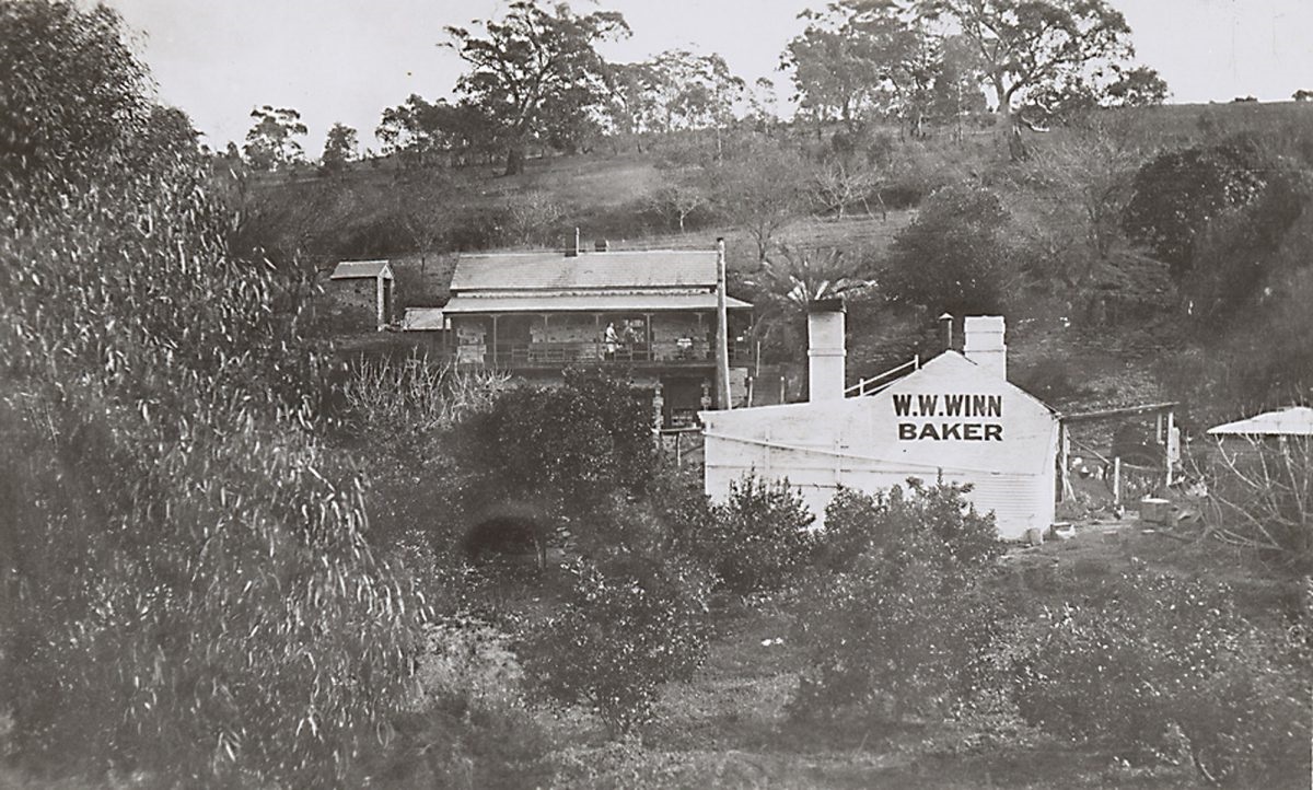 Shepley House and Winns Bakehouse pictured in 1914