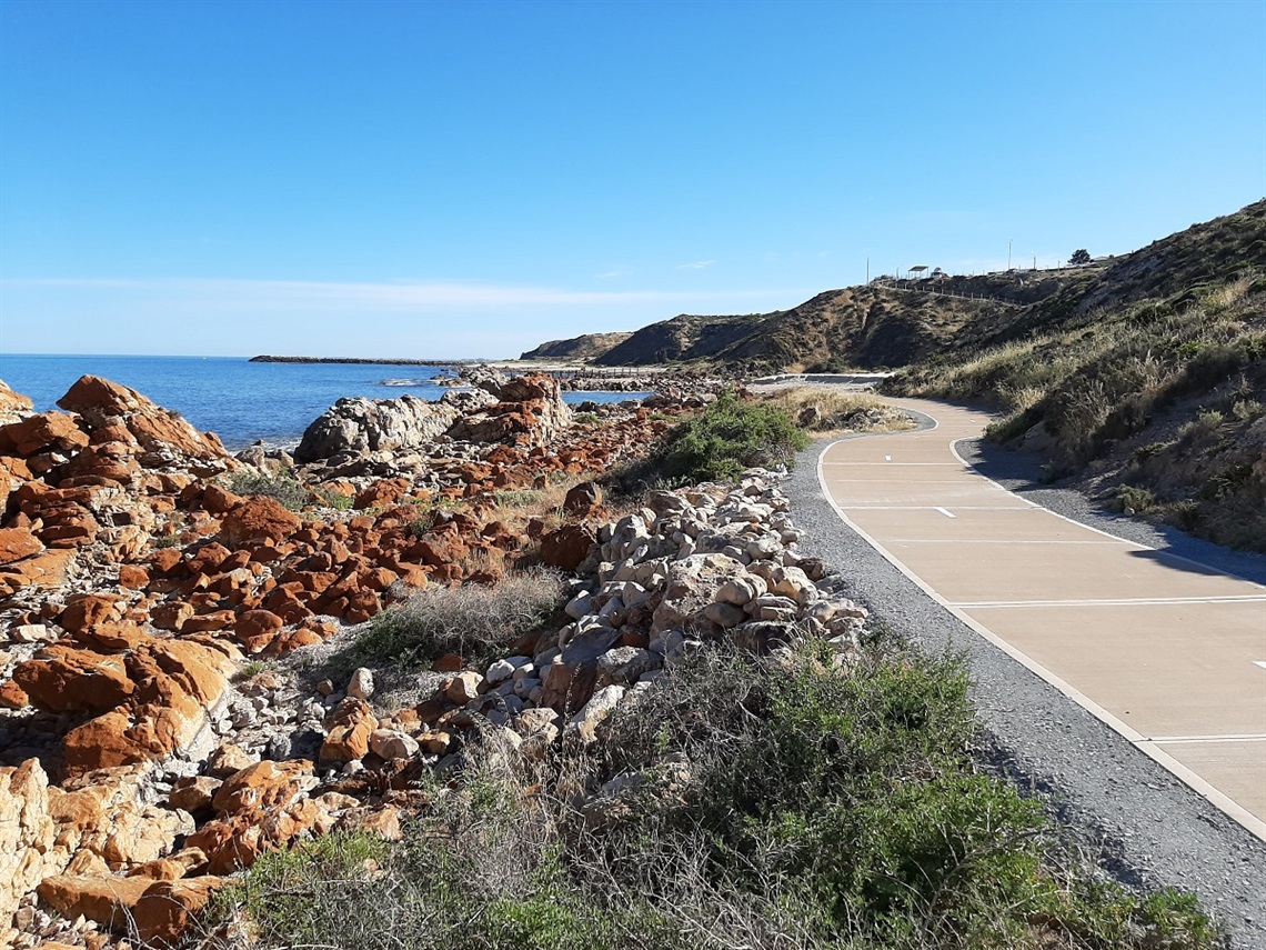 O’Sullivan Beach coastal trail