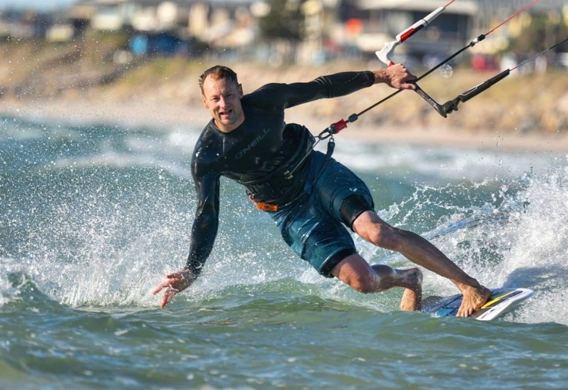 South Australia’s kitesurfing state titles are headed to Aldinga Beach for the first time and the public is invited to have a go during free ‘Come n Try’ sessions.