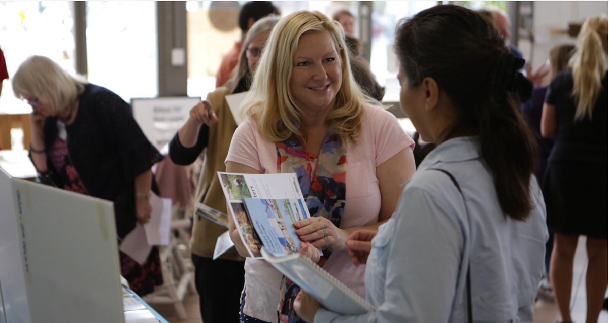 Our Sustainable Onkaparinga team answers questions in the community
