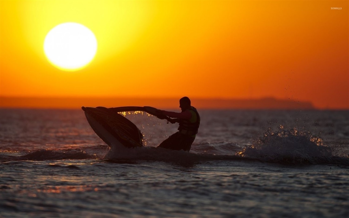 jet-skiing-at-sunset-48667-1920x1200.jpg